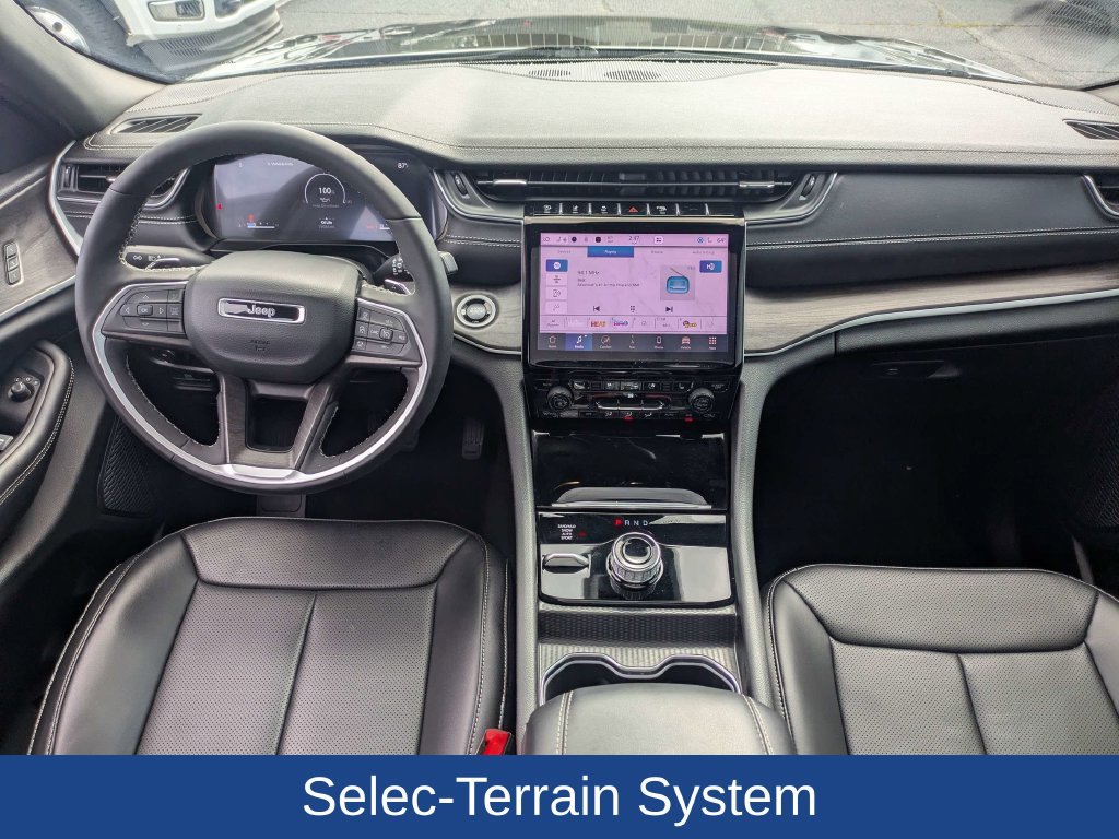 Used 2025 Jeep Grand Cherokee Limited w/ Luxury Tech Group II AWD/4WD image 18