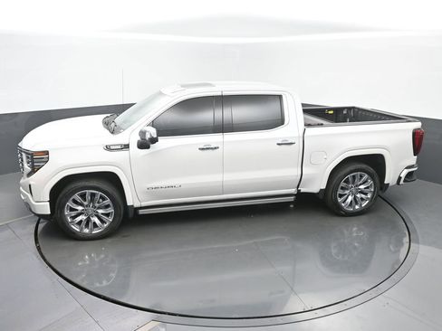 Used 2022 GMC Sierra 1500 Denali w/ Denali Reserve Package image 39