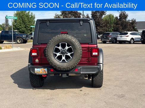 Used 2021 Jeep Wrangler Unlimited Rubicon w/ Cold Weather Group AWD/4WD image 5