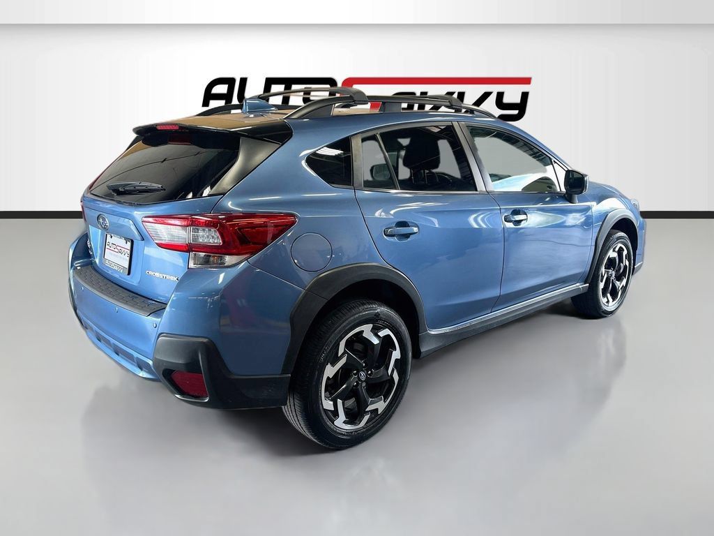 Used 2023 Subaru Crosstrek 2.5i Limited w/ Moonroof Package AWD/4WD image 7