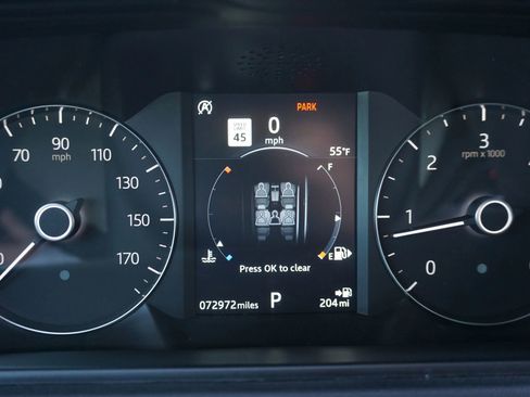 Used 2018 Land Rover Range Rover Velar S image 36