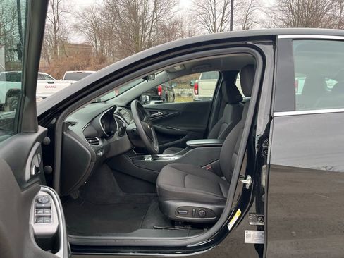 Used 2024 Chevrolet Malibu LT image 18