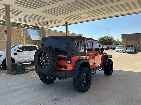 Used 2015 Jeep Wrangler Unlimited Sport w/ Quick Order Package 24S AWD/4WD image 5