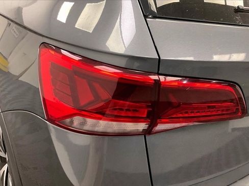 Used 2024 Volkswagen Taos SE image 25