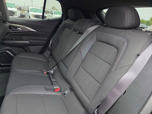 New 2026 Chevrolet Equinox EV LT w/ LPO, Blackout Package image 14