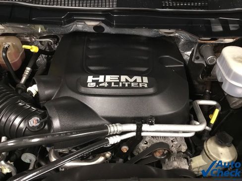 Used 2016 RAM 3500 Tradesman w/ Chrome Appearance Group image 41