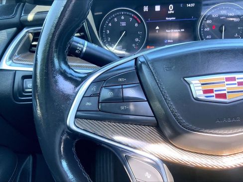 Used 2020 Cadillac XT5 Premium Luxury w/ Platinum Package AWD/4WD image 24