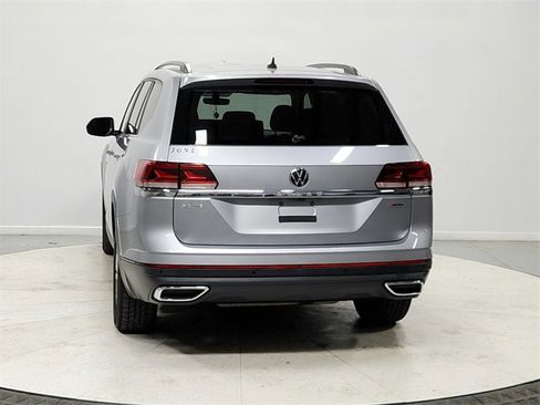 Used 2021 Volkswagen Atlas SE image 6