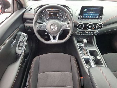 Used 2025 Nissan Sentra SR image 12