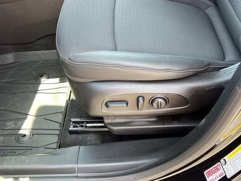 Used 2026 Buick Encore GX Preferred w/ Comfort Package FWD image 18