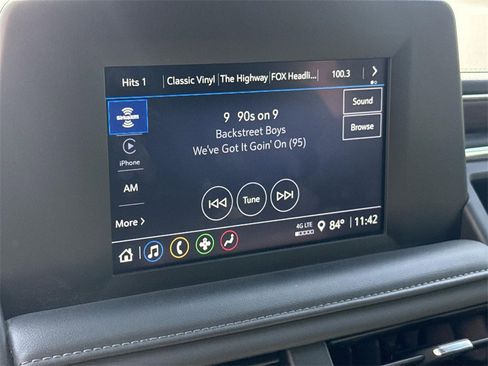 Used 2024 Chevrolet Suburban LS image 12