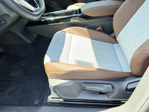 Certified 2023 Volkswagen ID.4 Pro RWD image 15