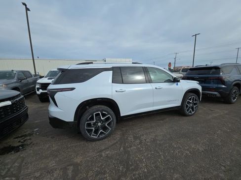 New 2026 Chevrolet Traverse High Country image 7