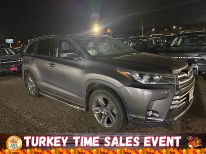 Used 2017 Toyota Highlander Limited