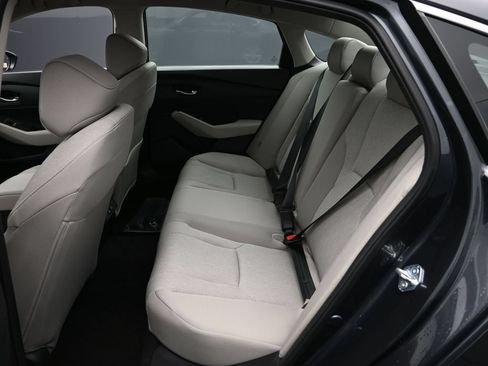 Used 2025 Honda Accord LX image 19