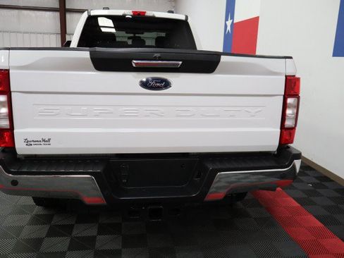 Used 2021 Ford F350 XLT w/ XLT Premium Package AWD/4WD image 21