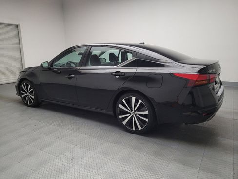 Used 2019 Nissan Altima 2.5 SR image 3