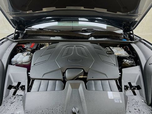 New 2026 Porsche Cayenne AWD/4WD image 32