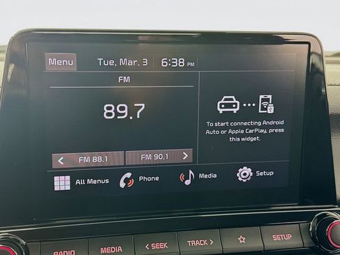Used 2024 Kia Forte LXS w/ LXS Technology Package FWD image 16