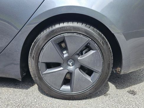 Used 2023 Tesla Model 3 Standard Range RWD image 18