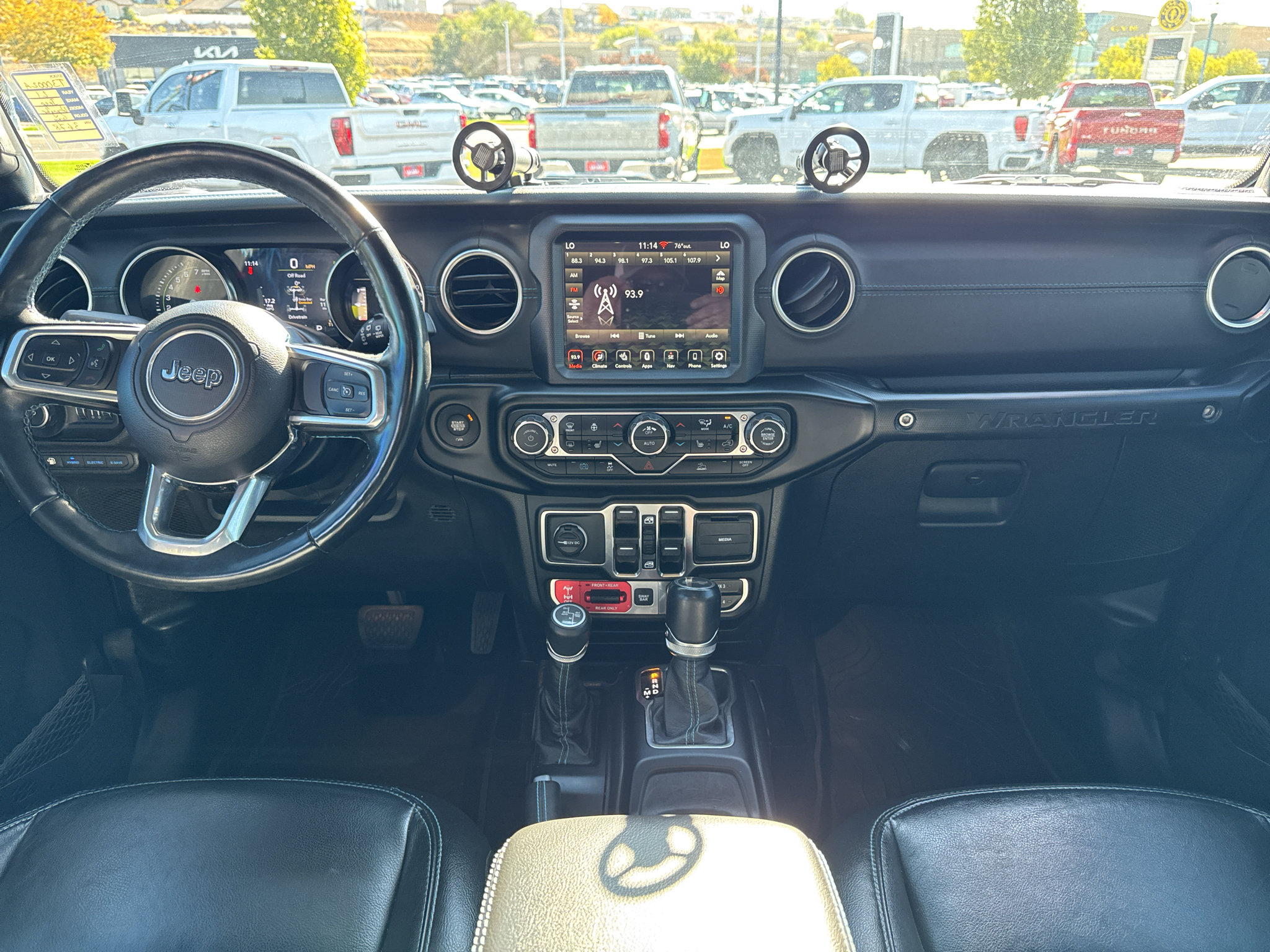 Used 2021 Jeep Wrangler Unlimited Rubicon 4xe w/ Cold Weather Group AWD/4WD image 9