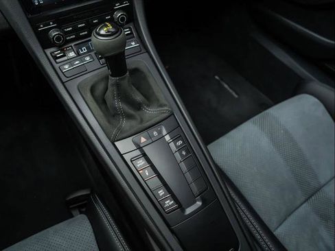 Used 2024 Porsche 718 Cayman GT4 RS image 25