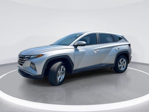 Certified 2024 Hyundai Tucson SE FWD image 1