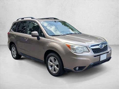 Used 2015 Subaru Forester 2.5i Limited AWD/4WD image 3