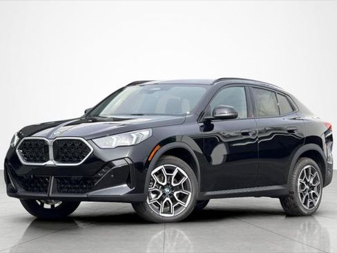 New 2026 BMW X2 xDrive28i w/ Technology Package image 1