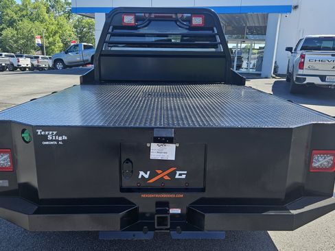 New 2026 Chevrolet Silverado 3500 LT AWD/4WD image 2