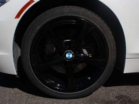 Used 2011 BMW Z4 sDrive30i image 47