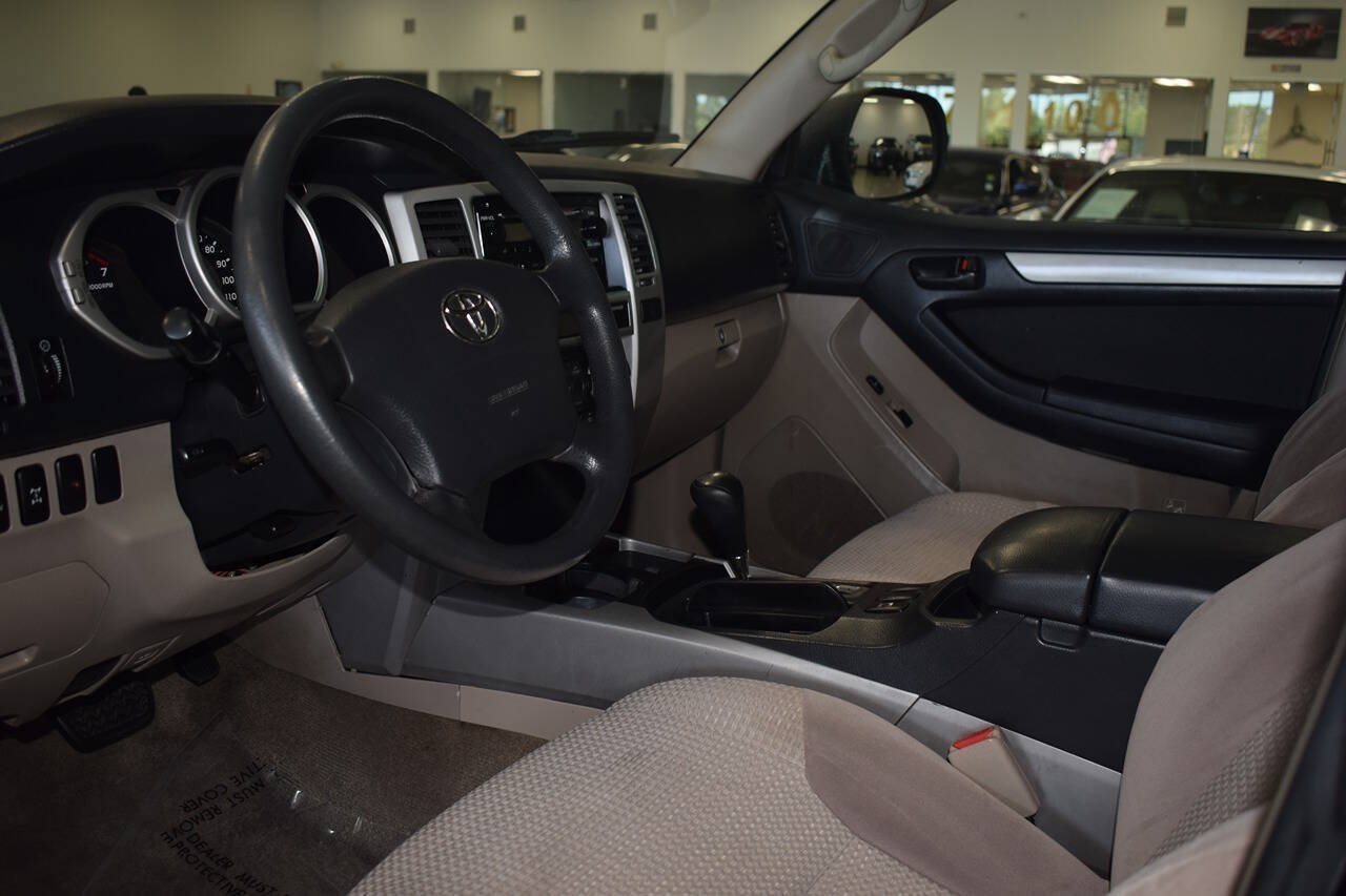 Used 2003 Toyota 4Runner SR5 AWD/4WD image 23