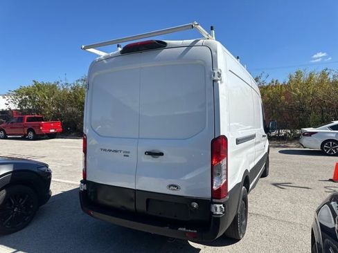 Used 2019 Ford Transit 250 148 Medium Roof image 3