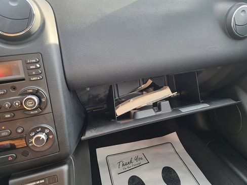 Used 2009 Pontiac G6 GXP w/ Sun And Sound Plus Package image 23