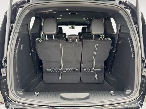 New 2027 Chrysler Pacifica Select w/ Family Tech Group FWD image 5