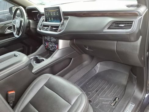 Used 2022 Chevrolet Tahoe Z71 w/ Z71 Off-Road Package image 19