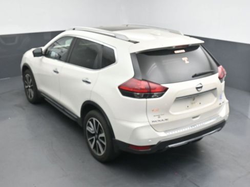 Used 2019 Nissan Rogue SL w/ Premium Package AWD/4WD image 14