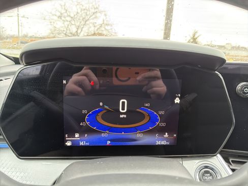 Used 2024 Chevrolet Trax LT w/ Driver Confidence Package image 17