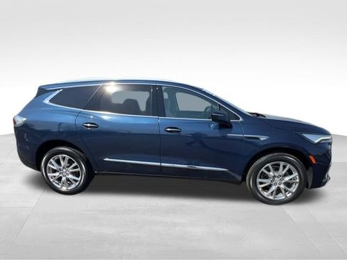 Certified 2023 Buick Enclave Essence w/ Experience Buick Package FWD image 9