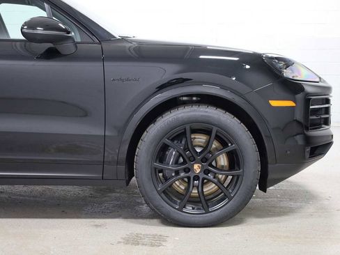 New 2026 Porsche Cayenne E-Hybrid image 11