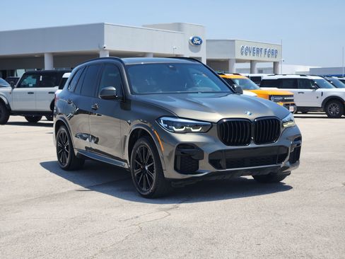 Used 2022 BMW X5 M50i w/ Dynamic Handling Package AWD/4WD image 3