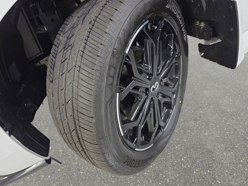 New 2026 INFINITI QX80 4WD w/ Sport Exterior Package image 31