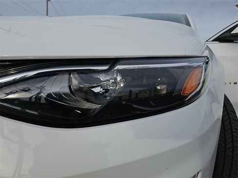 Used 2023 Chevrolet Malibu LT image 31