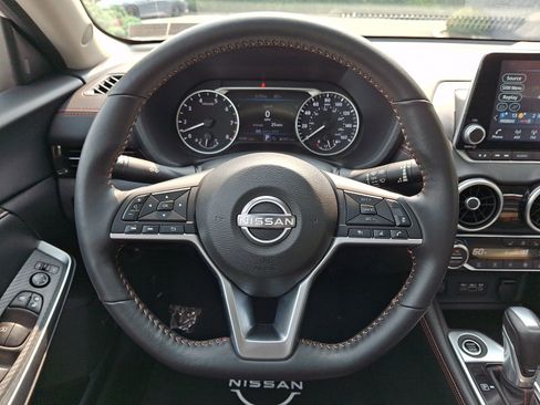Certified 2025 Nissan Sentra SR w/ SR Premium Package FWD image 21