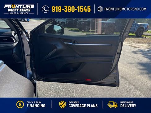 Used 2021 Toyota Camry SE FWD image 11