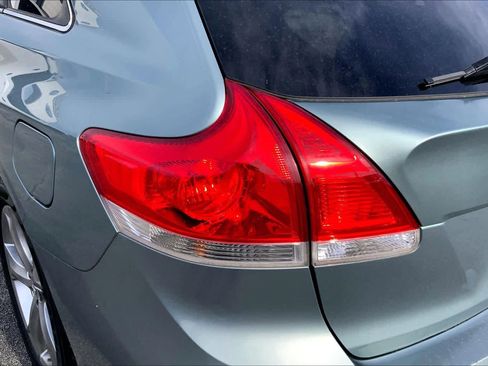 Used 2010 Toyota Venza image 24