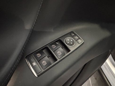 Used 2017 Tesla Model X 75D image 26