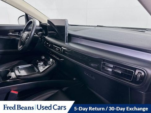 Used 2022 Lincoln Nautilus AWD w/ Premium Package image 31