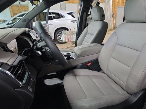 New 2026 GMC Acadia Elevation w/ Elevation Premium Package AWD/4WD image 17