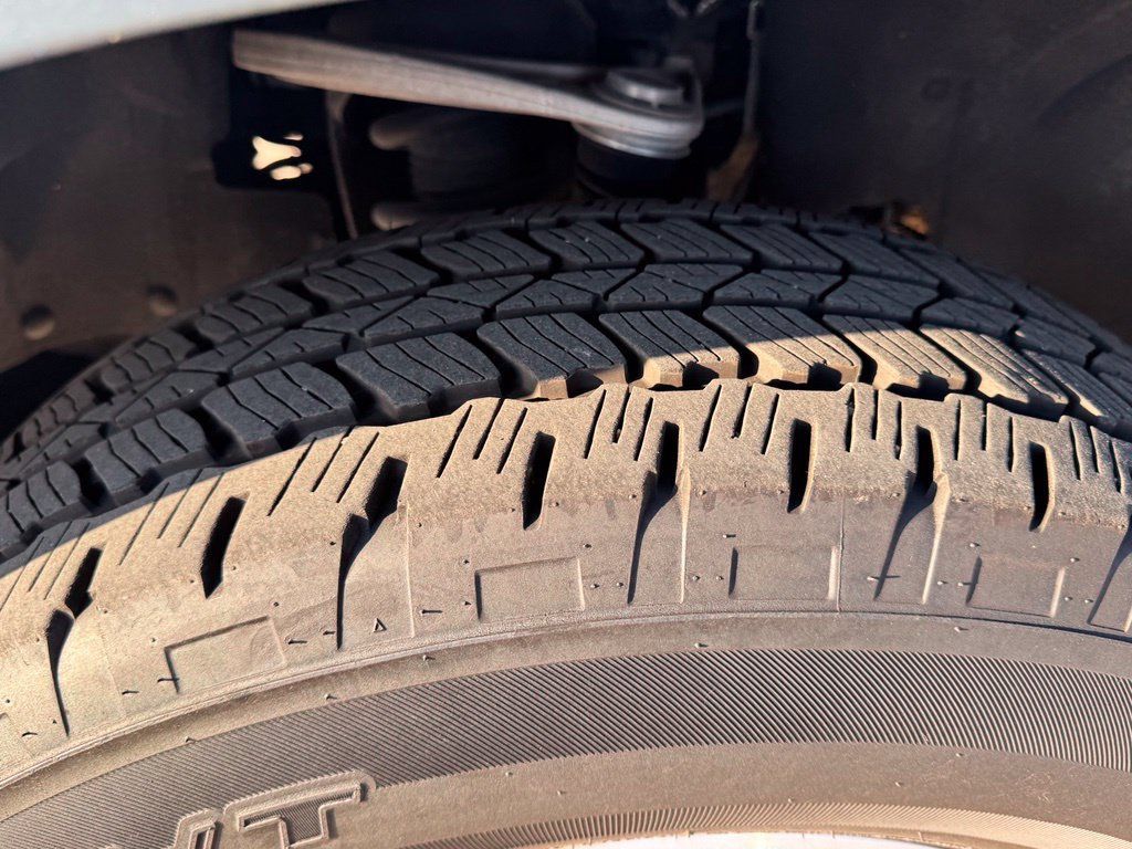 Used 2025 Ford Bronco Outer Banks AWD/4WD image 13